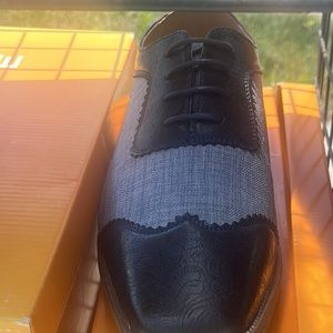 Denim blue and baby blue leather shoe